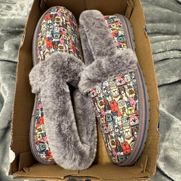 Skechers (BOBS for Paws/Too Cozy) Size: 11 Slipper Shoes (NIB) - Picture 7 of 7